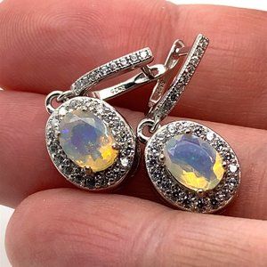 Precious Opal 2.20ct Platinum Finish Solid 925 Sterling Silver Earrings